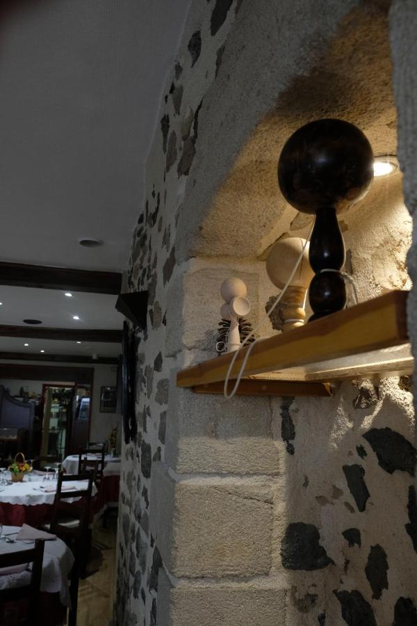 Le Bilboquet Hotel Le Puy-en-Velay ภายนอก รูปภาพ
