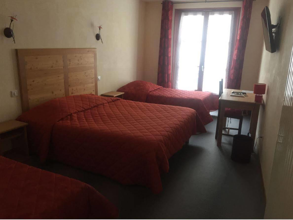 Le Bilboquet Hotel Le Puy-en-Velay ภายนอก รูปภาพ